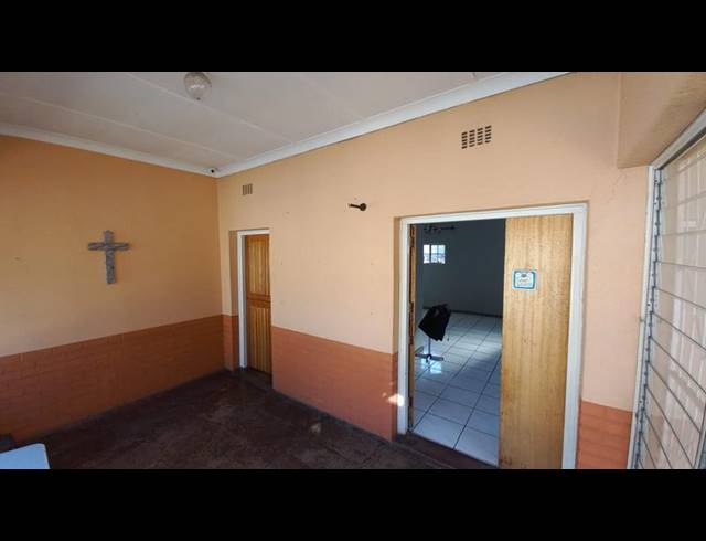 3 BEDROOM HOUSE FOR SALE IN PRETORIA GARDENS